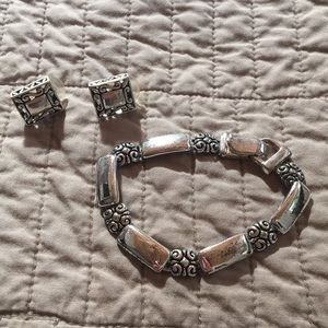 Bracelet and earring set